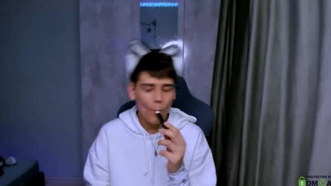 Foxicfu online show from 02-10-25, 12:50