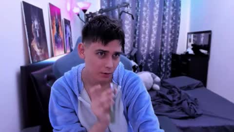 Foxicfu online show from 09-16-25, 09:21