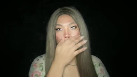 Snapshot of foxli_xx chatting on 03-06-26, 03:25 KITTY online show from 03-06-26, 03:25