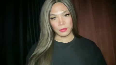 Snapshot of foxli_xx chatting on 03-07-26, 10:23 KITTY online show from 03-07-26, 10:23