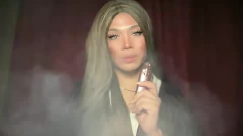 Snapshot of foxli_xx chatting on 03-10-26, 12:10 KITTY online show from 03-10-26, 12:10