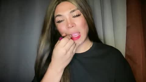 Snapshot of foxli_xx chatting on 03-12-26, 09:26 KITTY online show from 03-12-26, 09:26