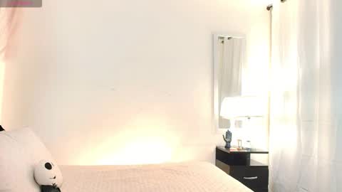 Snapshot of foxmegann chatting on 01-09-26, 11:39 MeganFoxxy online show from 01-09-26, 11:39