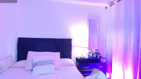 Snapshot of foxmegann chatting on 02-11-26, 06:57 MeganFoxxy online show from 02-11-26, 06:57