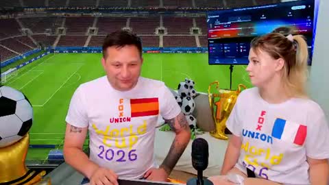 We are a couple Leo and Sofiayou are always welcome here online show from 06-25-26, 06:56