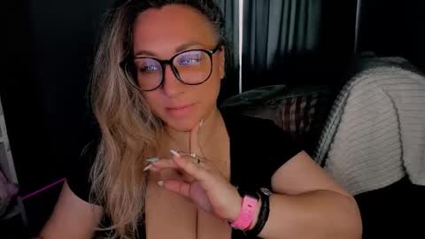 Kris online show from 09-19-25, 01:07