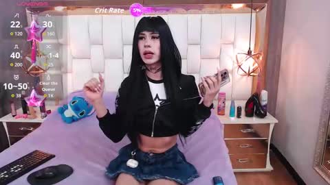 Snapshot of foxxy_dolce chatting on 09-19-25, 02:18 Foxxy online show from 09-19-25, 02:18