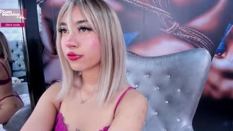 Snapshot of foxy_angelica chatting on 12-17-25, 11:16 Miss Angelica online show from 12-17-25, 11:16