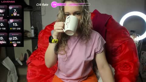 Snapshot of foxy_blond chatting on 01-21-25, 09:24 Foxy online show from 01-21-25, 09:24
