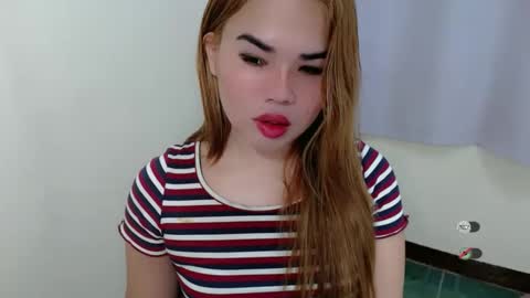 Snapshot of foxy_lei chatting on 11-06-25, 11:26 foxy_lei online show from 11-06-25, 11:26
