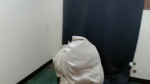 Snapshot of foxy_lei chatting on 03-05-26, 01:34 foxy_lei online show from 03-05-26, 01:34