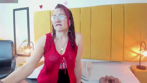 Foxy miilf online show from 03-05-26, 01:18