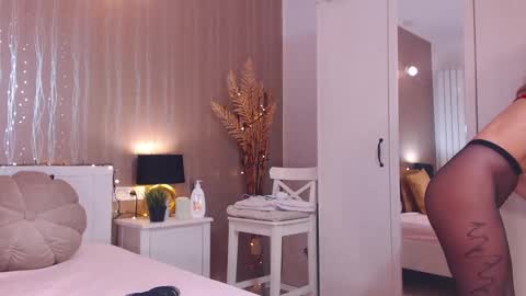 Adela - Single mom. 40 y online show from 01-21-25, 06:11