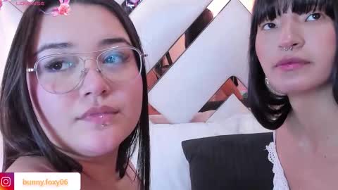 FOXY AND BUNNY online show from 11-30-25, 04:49