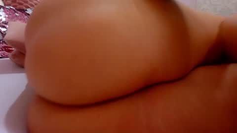 Clarisee online show from 07-30-26, 06:18