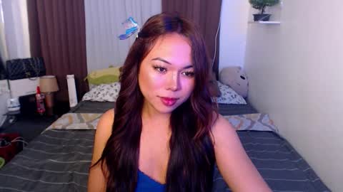 Ms. FOX online show from 11-09-25, 08:23