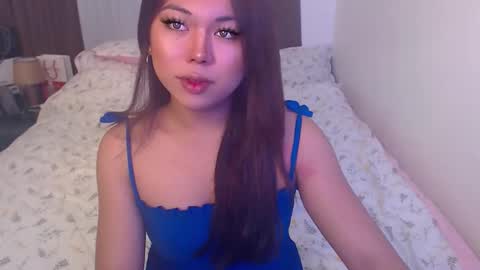 Ms. FOX online show from 12-04-25, 03:16