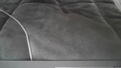 Snapshot of foxylady000 chatting on 12-17-25, 01:44 foxylady000 online show from 12-17-25, 01:44