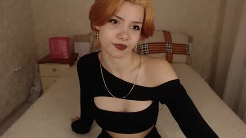 Snapshot of foxylika chatting on 03-24-26, 04:23 Lika online show from 03-24-26, 04:23