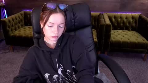 Maya online show from 09-20-25, 12:39