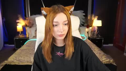 Snapshot of foxymayy chatting on 06-28-26, 07:09 Maya online show from 06-28-26, 07:09