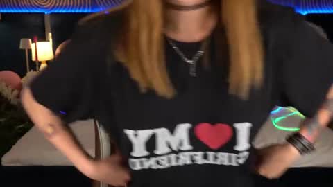 Snapshot of foxymayy chatting on 07-12-26, 04:42 Maya online show from 07-12-26, 04:42