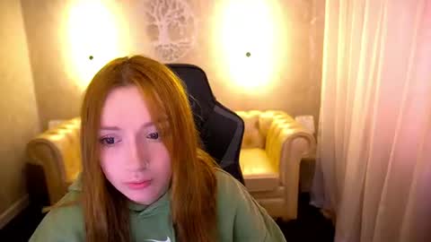 Snapshot of foxymayy chatting on 07-28-26, 07:37 Maya online show from 07-28-26, 07:37
