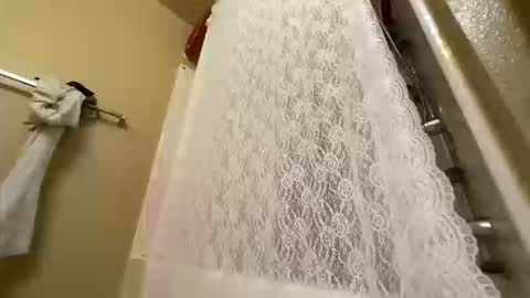 Snapshot of foxyredddd chatting on 10-11-25, 01:20 beautiful blair online show from 10-11-25, 01:20