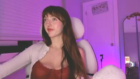 Snapshot of foxyredddd chatting on 02-09-26, 02:48 beautiful blair online show from 02-09-26, 02:48