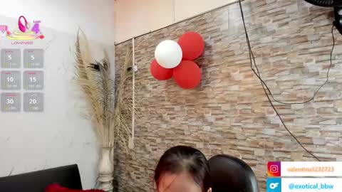 Snapshot of francesca_bbw chatting on 03-10-25, 06:16 online show from 03-10-25, 06:16