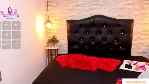 Snapshot of francesca_bbw chatting on 09-10-25, 03:06 online show from 09-10-25, 03:06