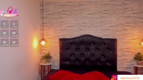 Snapshot of francesca_bbw chatting on 10-23-25, 03:06 online show from 10-23-25, 03:06