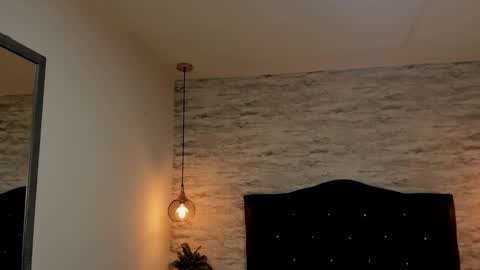 Snapshot of francesca_bbw chatting on 01-06-26, 02:37 online show from 01-06-26, 02:37