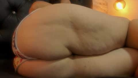 Snapshot of francesca_bbw chatting on 02-20-26, 06:26 online show from 02-20-26, 06:26