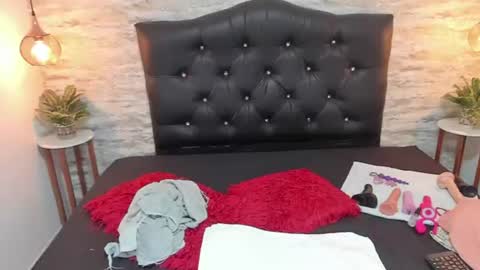          online show from 07-26-26, 02:31