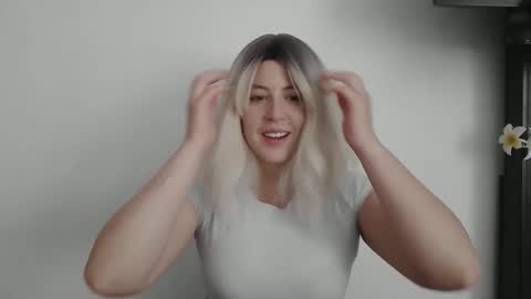 Francesca online show from 02-05-26, 05:28