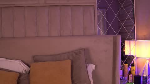 Snapshot of francescadante chatting on 01-05-26, 05:27 francescadante online show from 01-05-26, 05:27