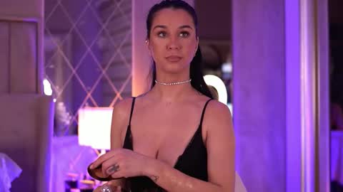 Snapshot of francescadante chatting on 02-18-26, 08:10 francescadante online show from 02-18-26, 08:10