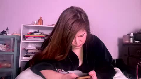 francescafey online show from 11-24-25, 07:30