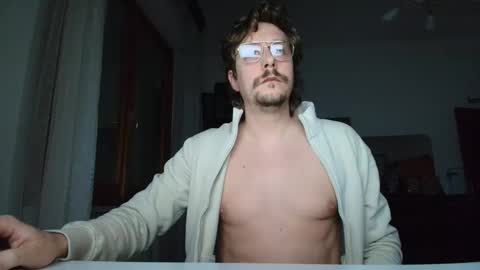 Snapshot of francesco_831115 chatting on 02-12-26, 10:38 francesco_831115 online show from 02-12-26, 10:38