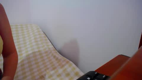 Snapshot of franceskcaa chatting on 01-14-25, 09:35 franceskcaa online show from 01-14-25, 09:35