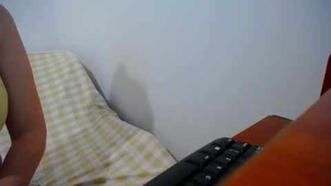 Snapshot of franceskcaa chatting on 02-21-25, 06:26 franceskcaa online show from 02-21-25, 06:26