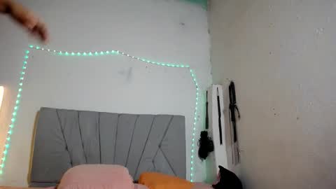 francihot4 online show from 11-09-25, 01:59