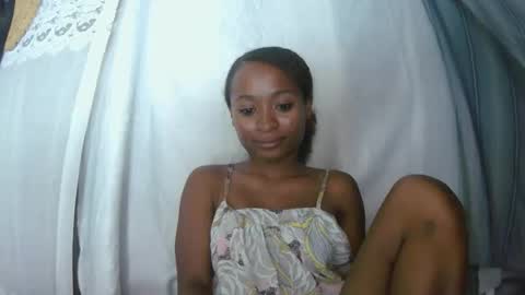 francine925426 online show from 12-04-25, 07:00