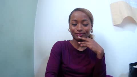 francine925426 online show from 07-13-26, 07:00