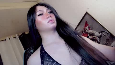 Snapshot of francine_moore chatting on 12-06-24, 03:08 Francine online show from 12-06-24, 03:08