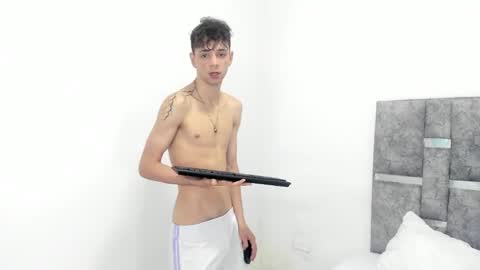 Snapshot of franco_taylor chatting on 02-21-25, 10:59 Franco taylor online show from 02-21-25, 10:59