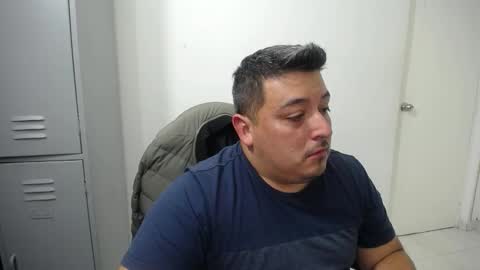 Snapshot of francoisroy chatting on 09-15-25, 11:49 Juan online show from 09-15-25, 11:49