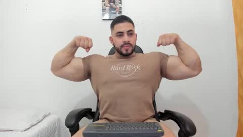 frank_foxx1 online show from 10-04-25, 03:48