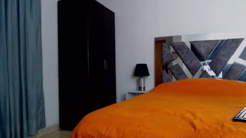 Snapshot of frank_heaven_shore chatting on 02-13-25, 04:43 Frank online show from 02-13-25, 04:43